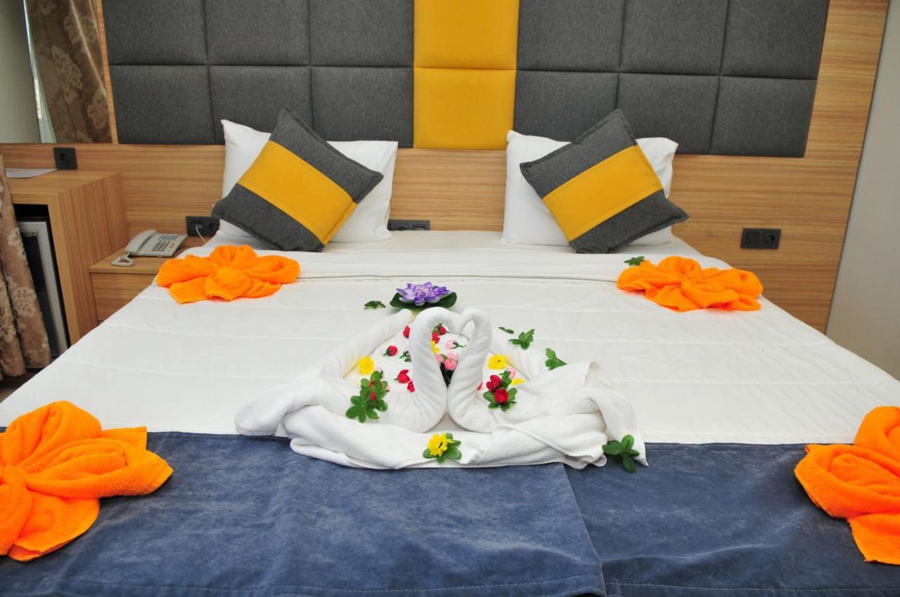 La Beirut Beach Hotel Marmaris Bagian luar foto